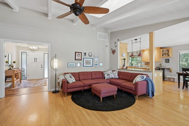116 Rock Canyon Ct, Folsom, CA 95630