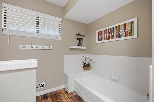 116 Rock Canyon Ct, Folsom, CA 95630