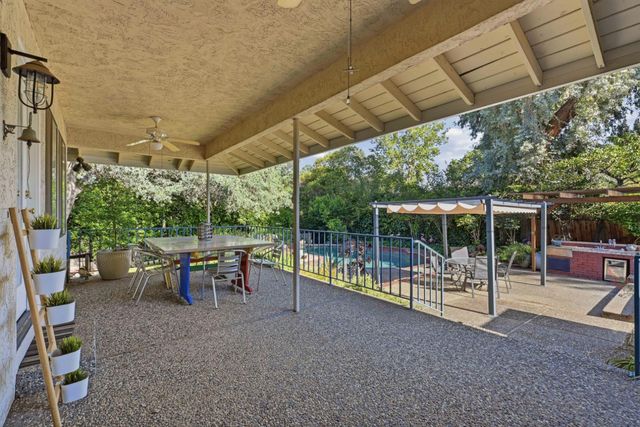 116 Rock Canyon Ct, Folsom, CA 95630