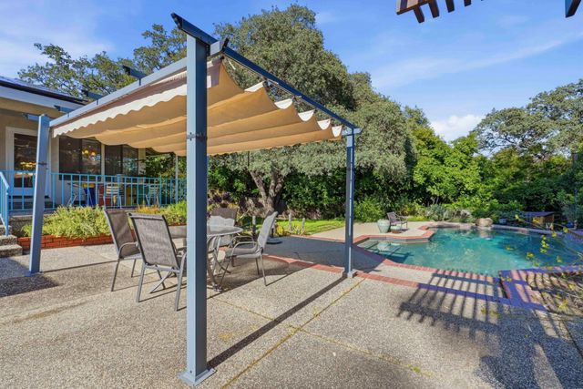 116 Rock Canyon Ct, Folsom, CA 95630