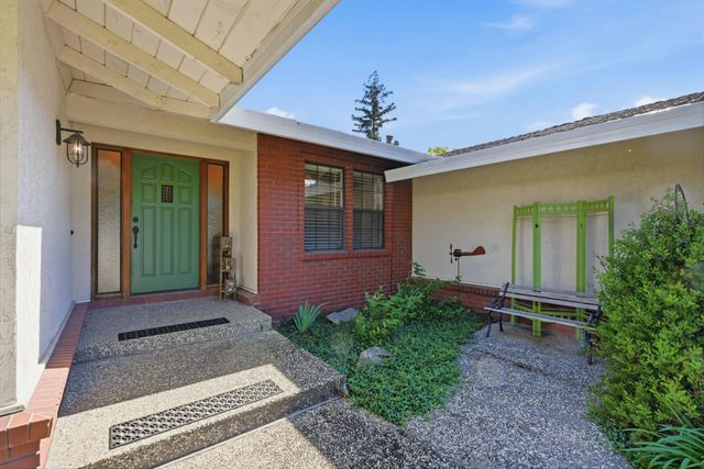 116 Rock Canyon Ct, Folsom, CA 95630