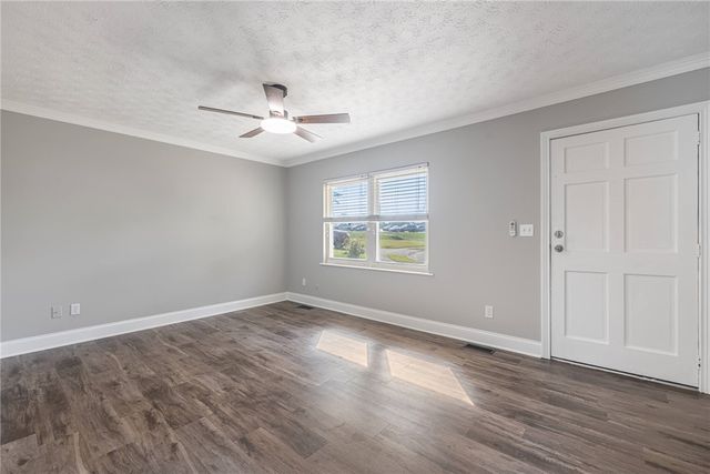 23 Pam Drive, Franklin, OH 45005