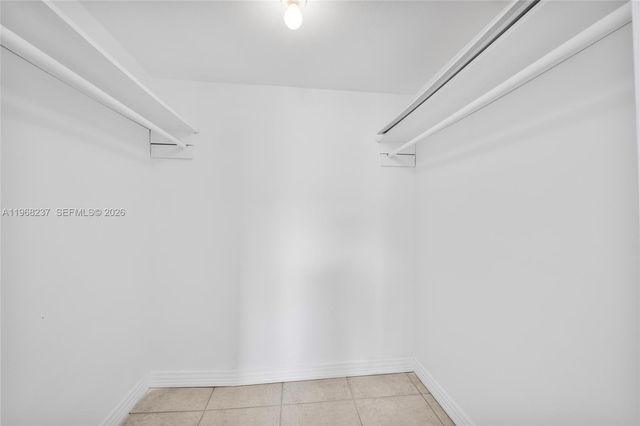 2861 Somerset Dr 104, Lauderdale Lakes, FL 33311