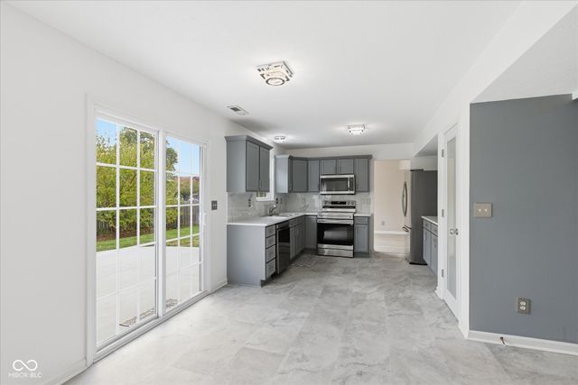 6319 Breezeway Court, Indianapolis, IN 46254