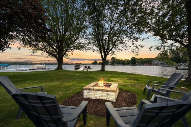 58 EMS T17A Lane, Leesburg, IN 46538