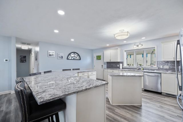 58 EMS T17A Lane, Leesburg, IN 46538