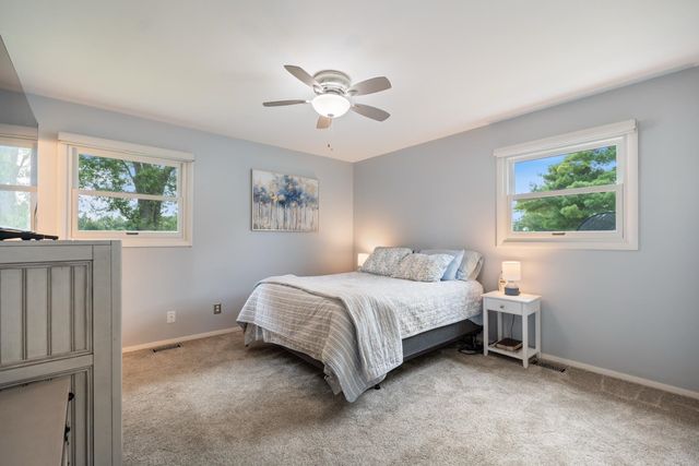 58 EMS T17A Lane, Leesburg, IN 46538