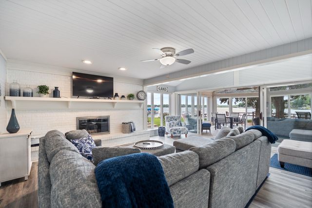 58 EMS T17A Lane, Leesburg, IN 46538