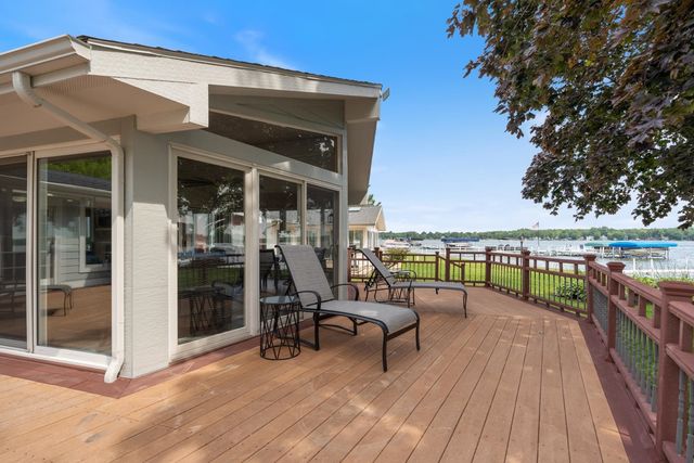 58 EMS T17A Lane, Leesburg, IN 46538