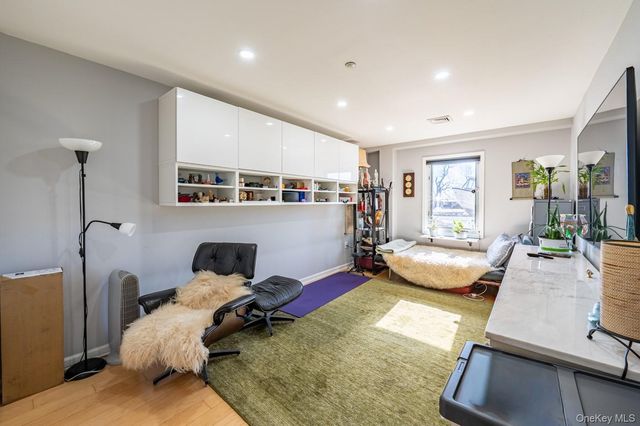 1490 Outlook Avenue 1G, Bronx, NY 10465