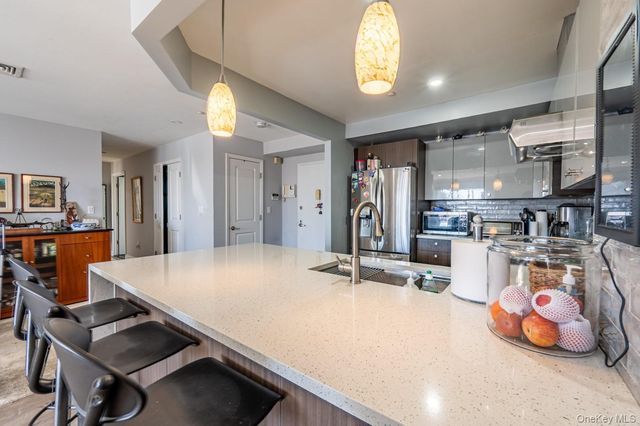 1490 Outlook Avenue 1G, Bronx, NY 10465