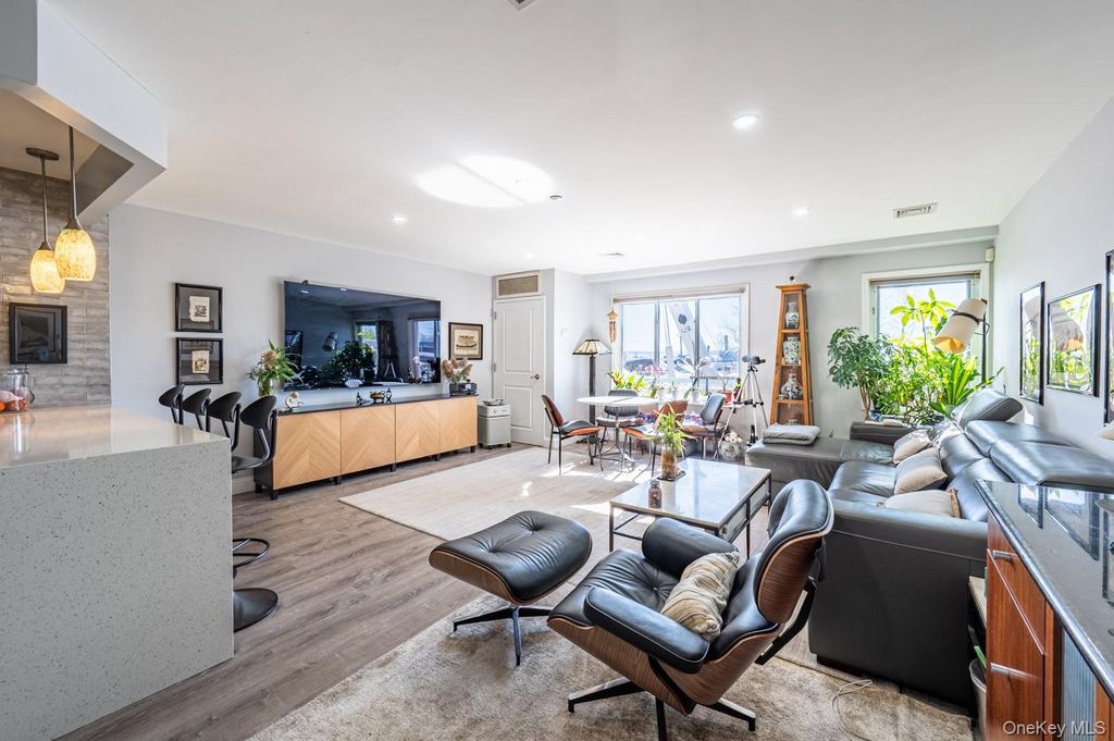 1490 Outlook Avenue 1G, Bronx, NY 10465