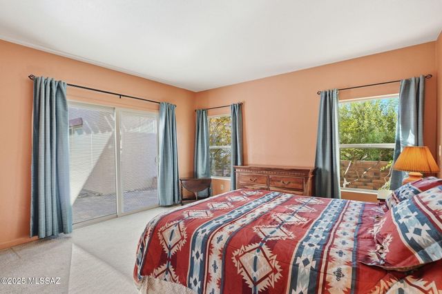 955 S Camino Del Monte, Green Valley, AZ 85614