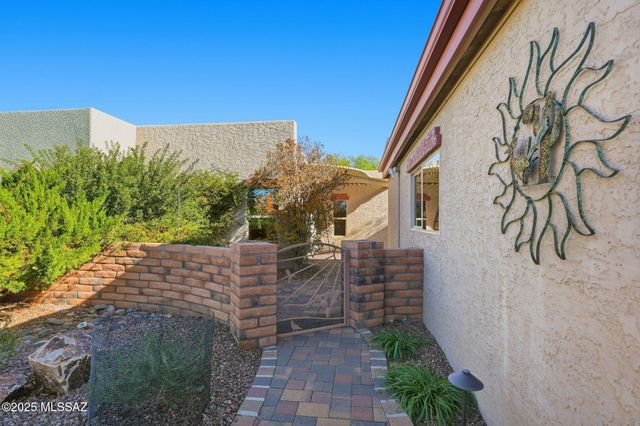 955 S Camino Del Monte, Green Valley, AZ 85614