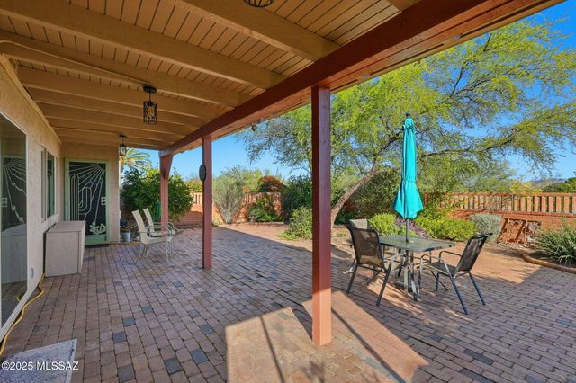 955 S Camino Del Monte, Green Valley, AZ 85614