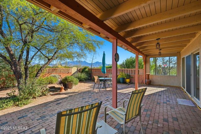 955 S Camino Del Monte, Green Valley, AZ 85614