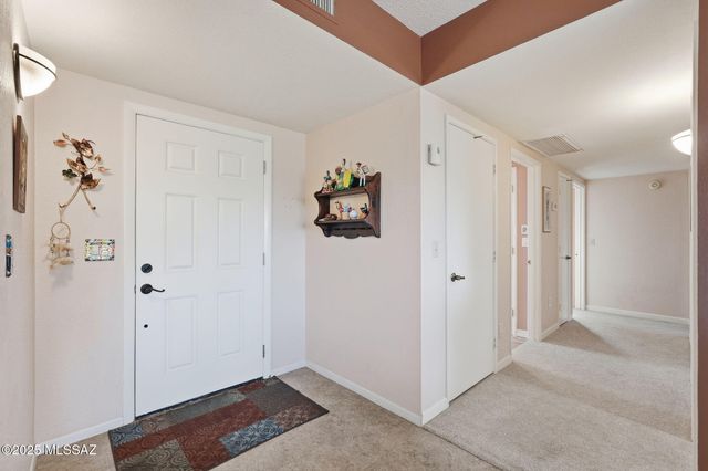 955 S Camino Del Monte, Green Valley, AZ 85614