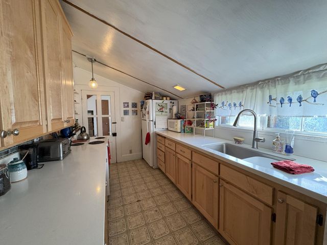 24795 Long Street, Fall River Mills, CA 96028
