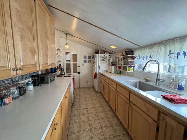 24795 Long Street, Fall River Mills, CA 96028