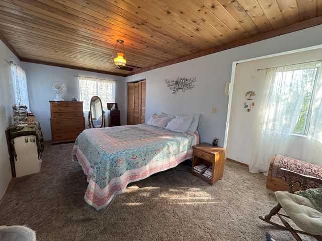 24795 Long Street, Fall River Mills, CA 96028