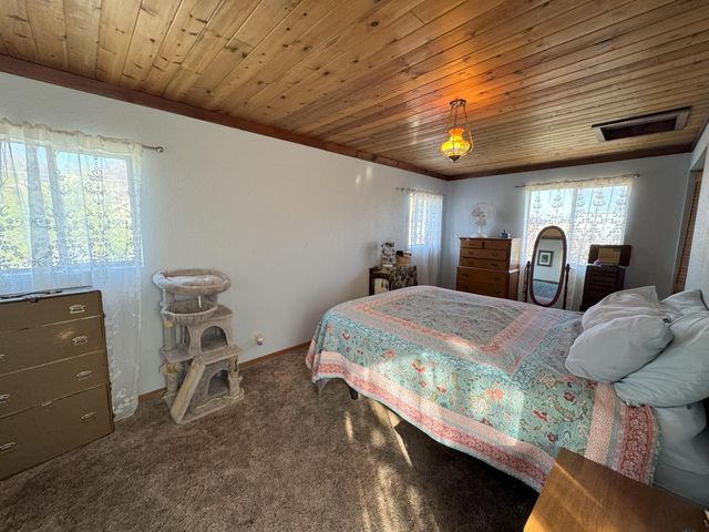 24795 Long Street, Fall River Mills, CA 96028