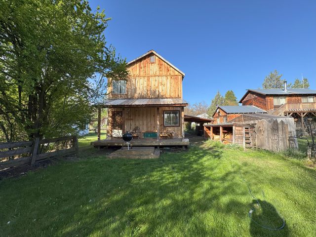 24795 Long Street, Fall River Mills, CA 96028