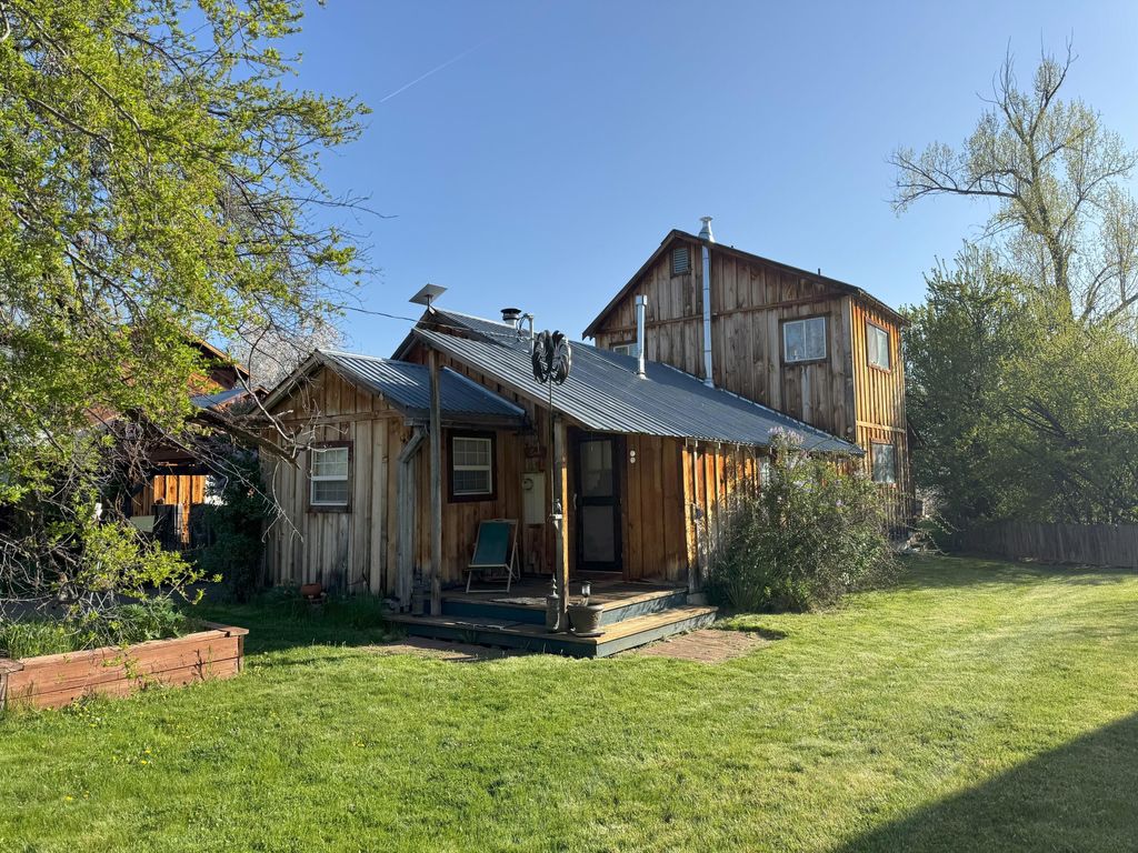 24795 Long Street, Fall River Mills, CA 96028