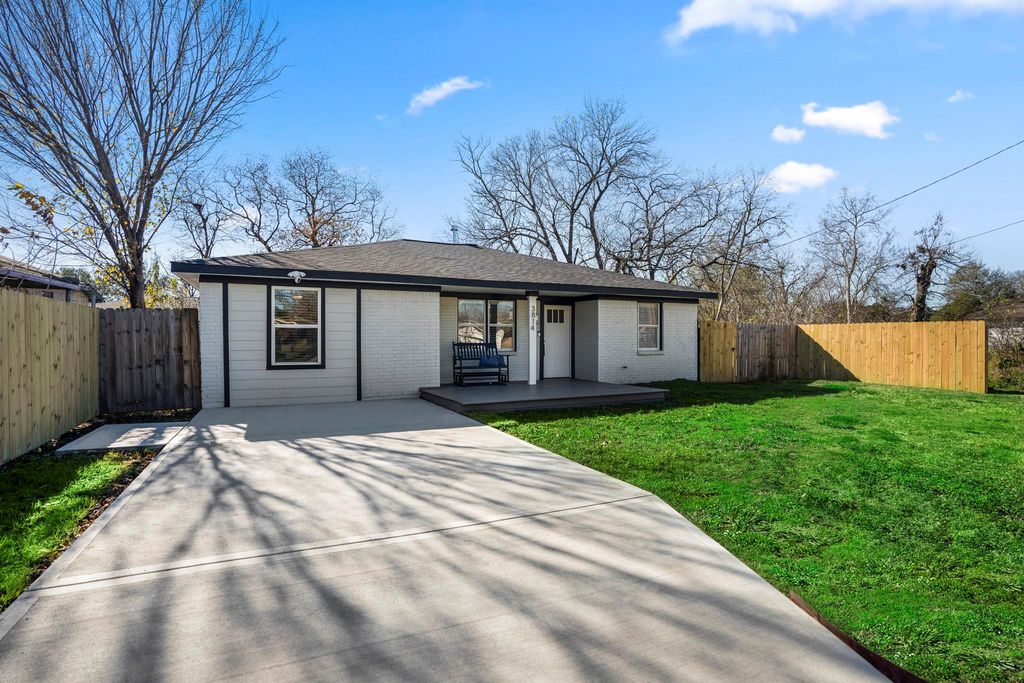 3814 Seabrook Street, Houston, TX 77021