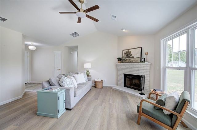 516 Brown Farm Road SW, Cartersville, GA 30120