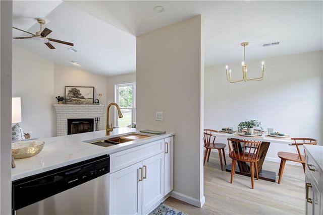 516 Brown Farm Road SW, Cartersville, GA 30120