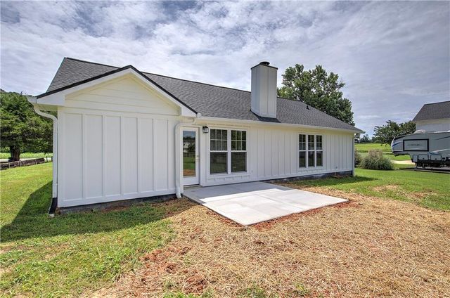 516 Brown Farm Road SW, Cartersville, GA 30120