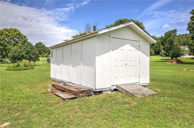 516 Brown Farm Road SW, Cartersville, GA 30120