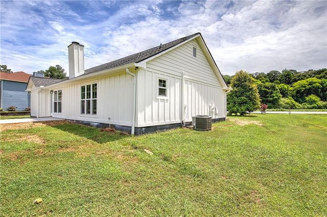 516 Brown Farm Road SW, Cartersville, GA 30120