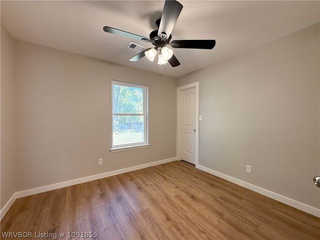 4112 S 16th Street, Fort Smith, AR 72901