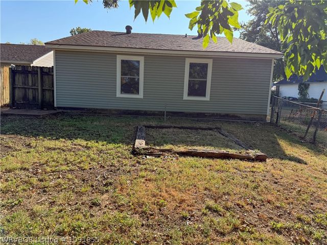 4112 S 16th Street, Fort Smith, AR 72901