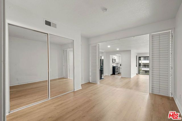 1355 N Sierra Bonita Avenue 203, West Hollywood, CA 90046