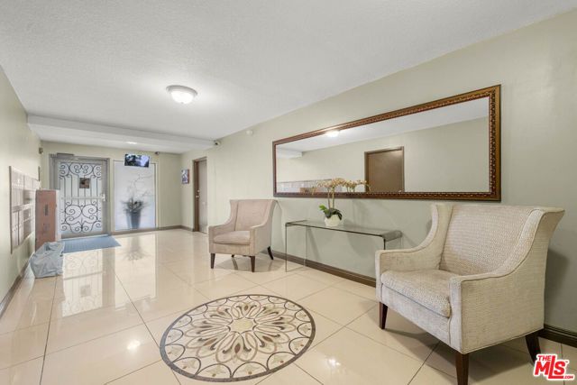 1355 N Sierra Bonita Avenue 203, West Hollywood, CA 90046