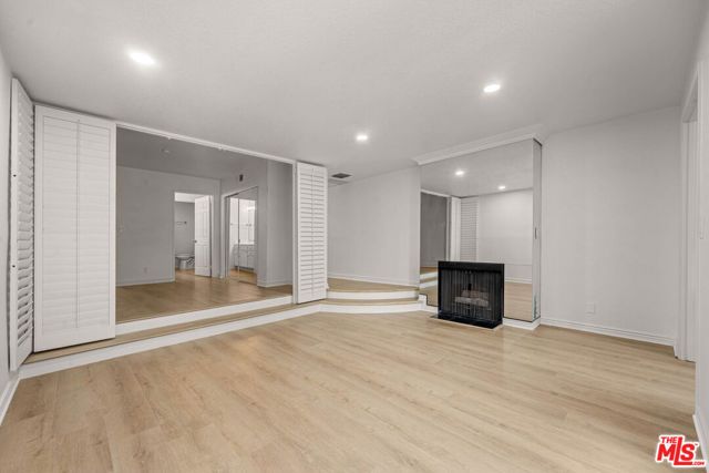 1355 N Sierra Bonita Avenue 203, West Hollywood, CA 90046