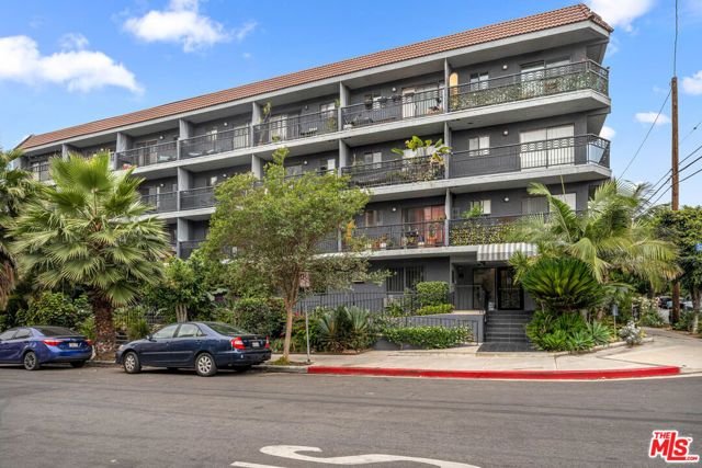 1355 N Sierra Bonita Avenue 203, West Hollywood, CA 90046