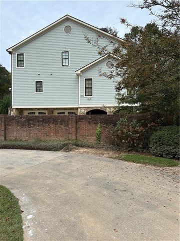 3200 Farmington, Vinings, GA 30339