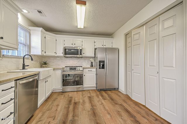 1725 West Lakeview Drive 62, Johnson City, TN 37601