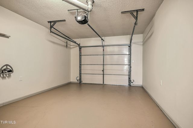 1725 West Lakeview Drive 62, Johnson City, TN 37601