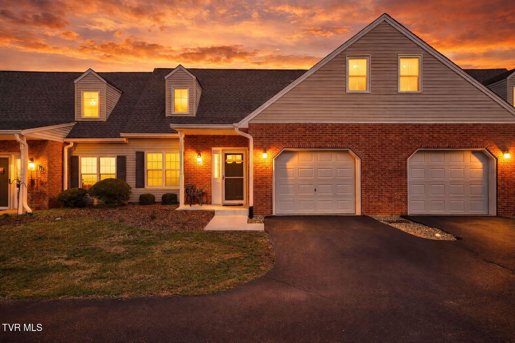 1725 West Lakeview Drive 62, Johnson City, TN 37601