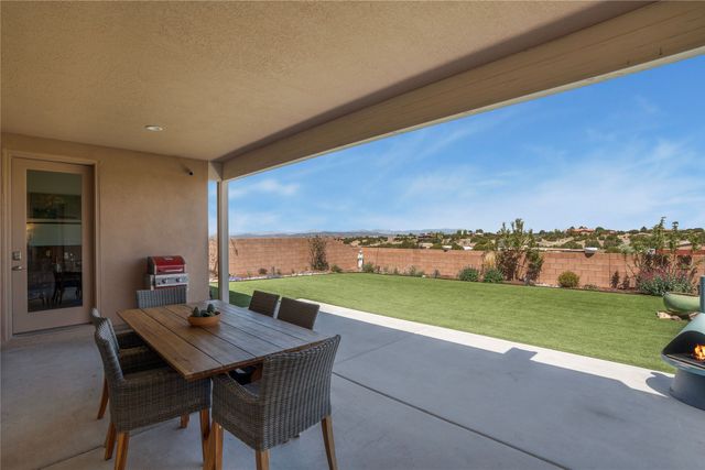 55 Via Orilla Dorado, Santa Fe, NM 87508