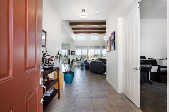 55 Via Orilla Dorado, Santa Fe, NM 87508