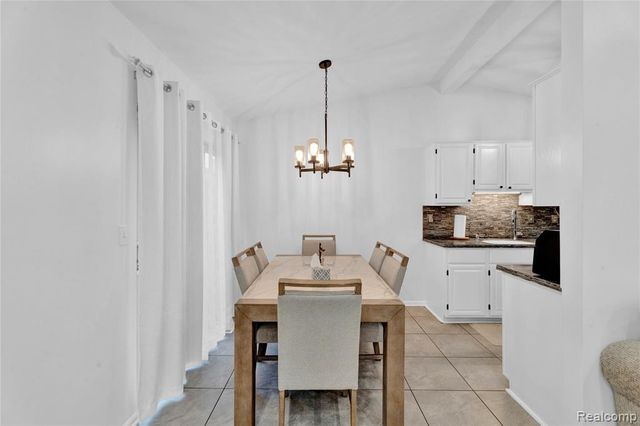 44472 Virginia Court, Clinton Township, MI 48038