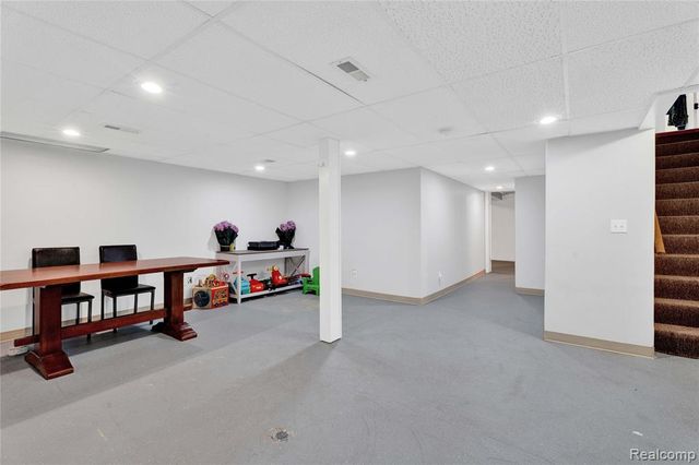 44472 Virginia Court, Clinton Township, MI 48038