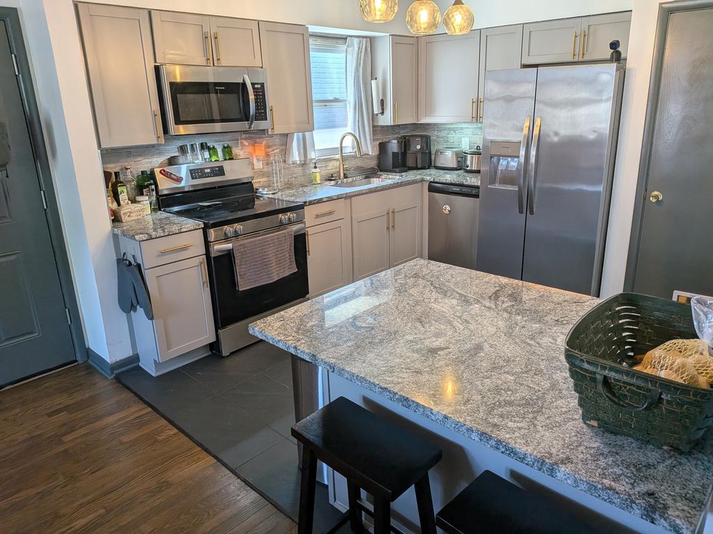 650 Salisbury Road, Columbus, OH 43204