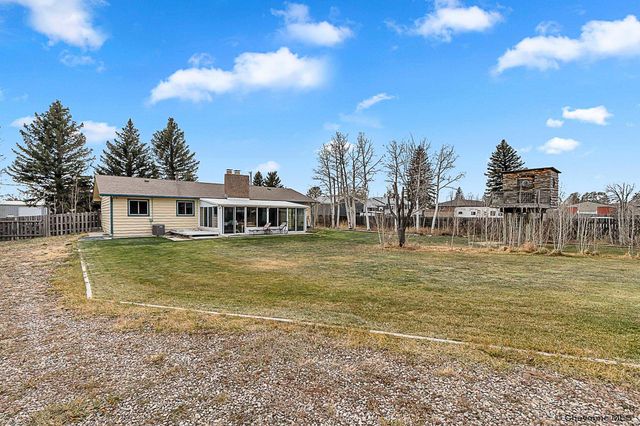 916 CHERRY ST, Cheyenne, WY 82007