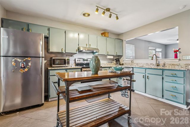 114 N Turner Avenue, Charlotte, NC 28216